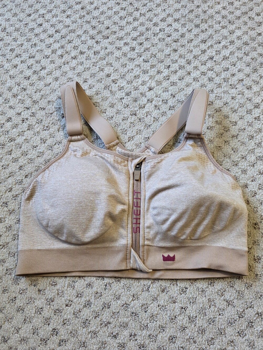 SHEFIT Front-Zip Sports Bra - Light Blush
